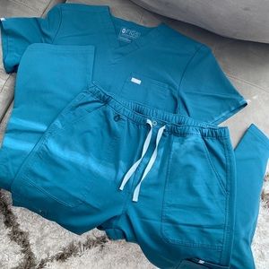 Men’s Gently used Figs (Caribbean Blue)